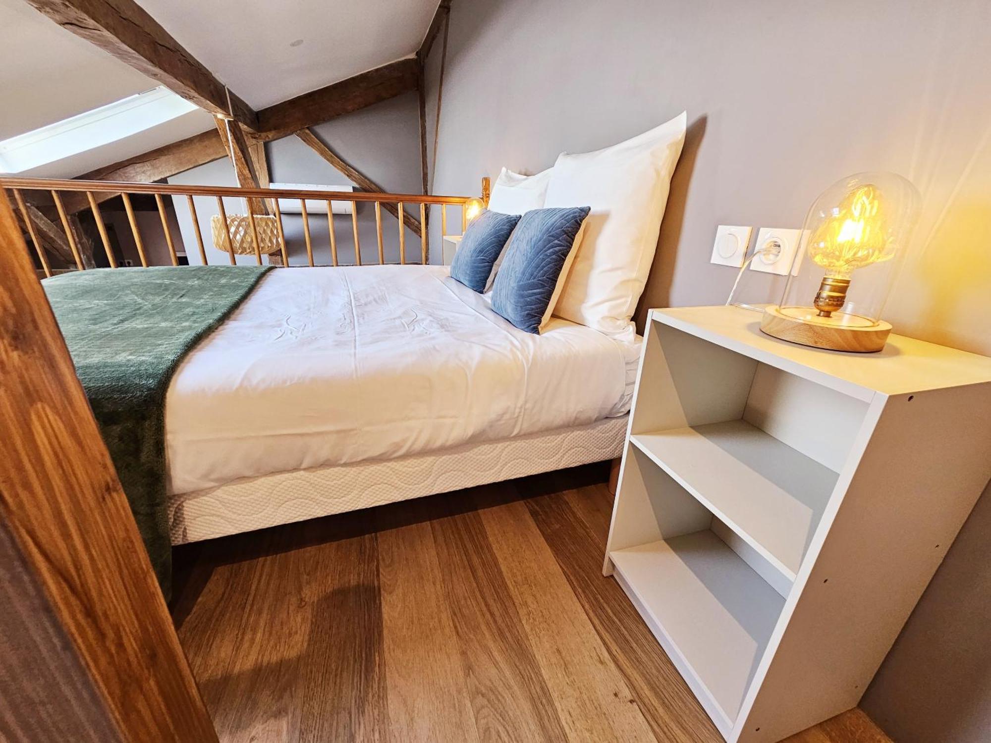Meubles De L'Arsenal Coeur De Ville ! Angoulême Zimmer foto