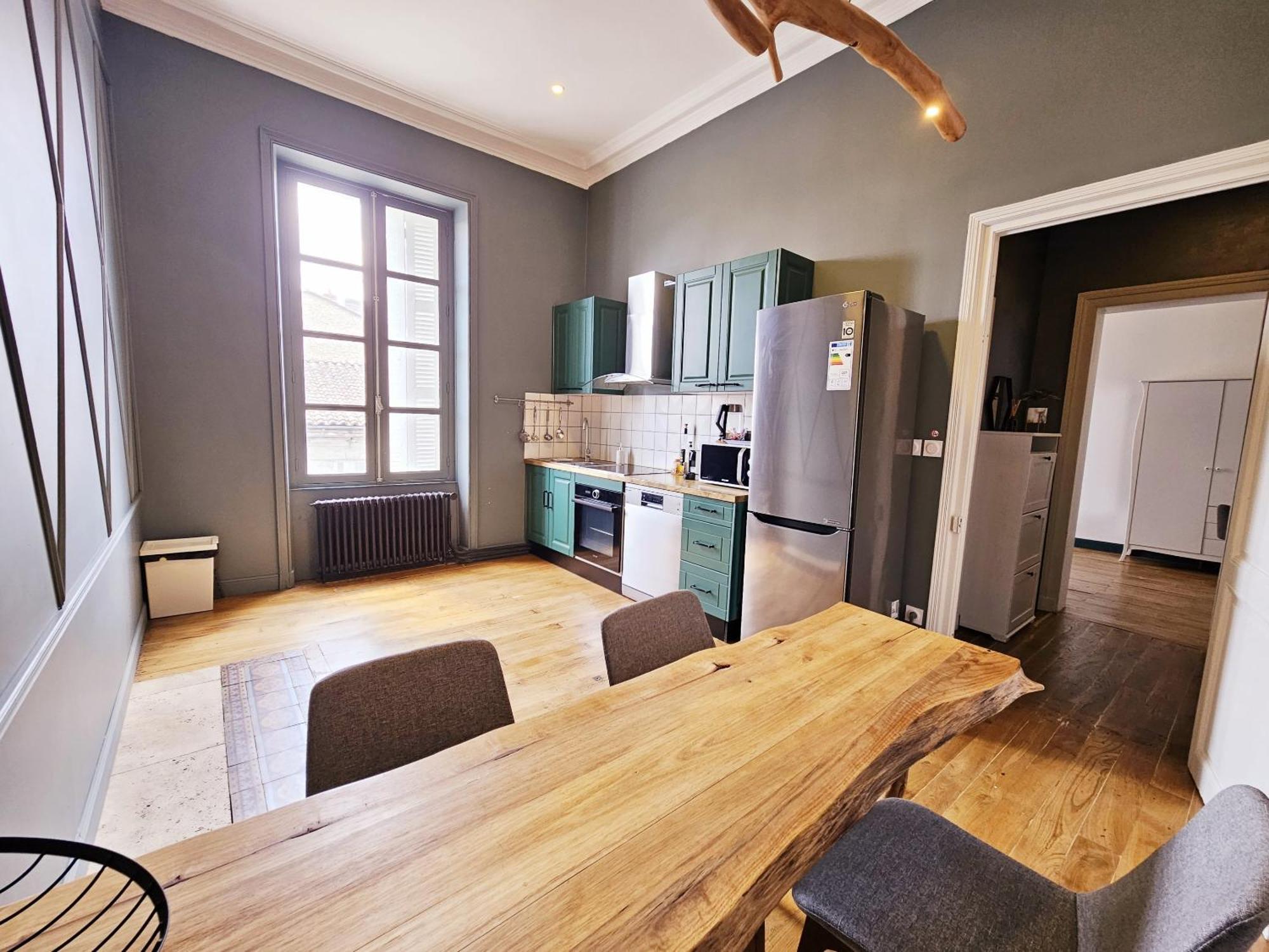 Meubles De L'Arsenal Coeur De Ville ! Angoulême Zimmer foto