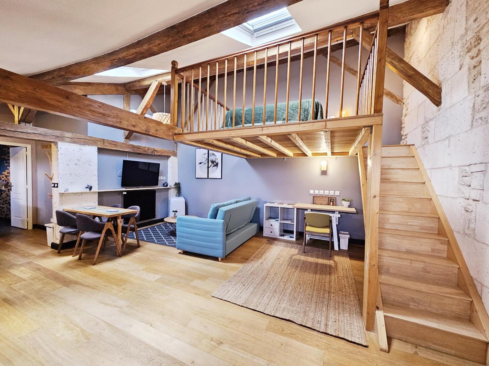 Meubles De L'Arsenal Coeur De Ville ! Angoulême Zimmer foto