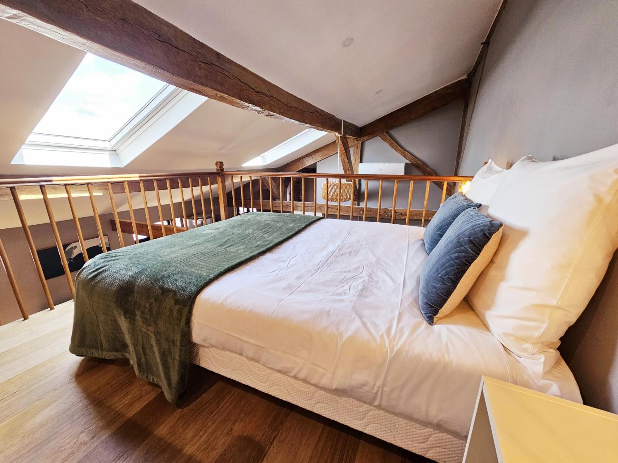 Meubles De L'Arsenal Coeur De Ville ! Angoulême Zimmer foto